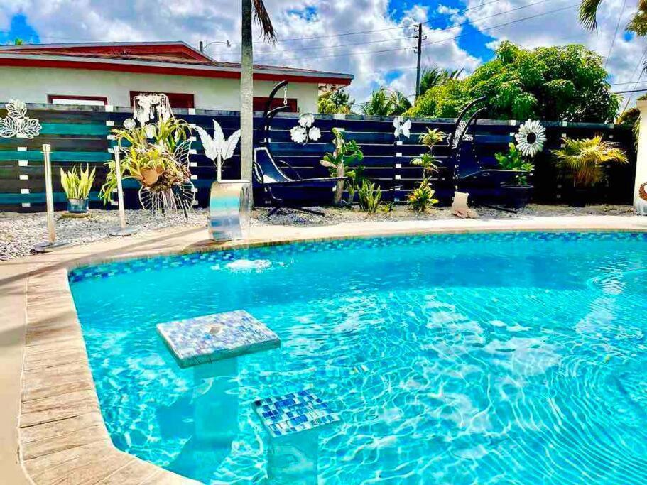 Jungle To Beach 4 R 3 Bedroom Family And Pet Heated Pool N Airport N Beach N Hard Rock Fort Lauderdale Extérieur photo