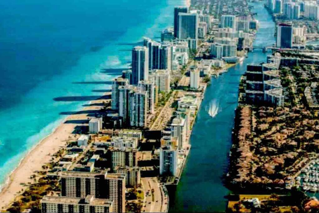 Jungle To Beach 4 R 3 Bedroom Family And Pet Heated Pool N Airport N Beach N Hard Rock Fort Lauderdale Extérieur photo