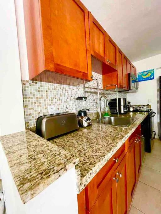 Jungle To Beach 4 R 3 Bedroom Family And Pet Heated Pool N Airport N Beach N Hard Rock Fort Lauderdale Extérieur photo